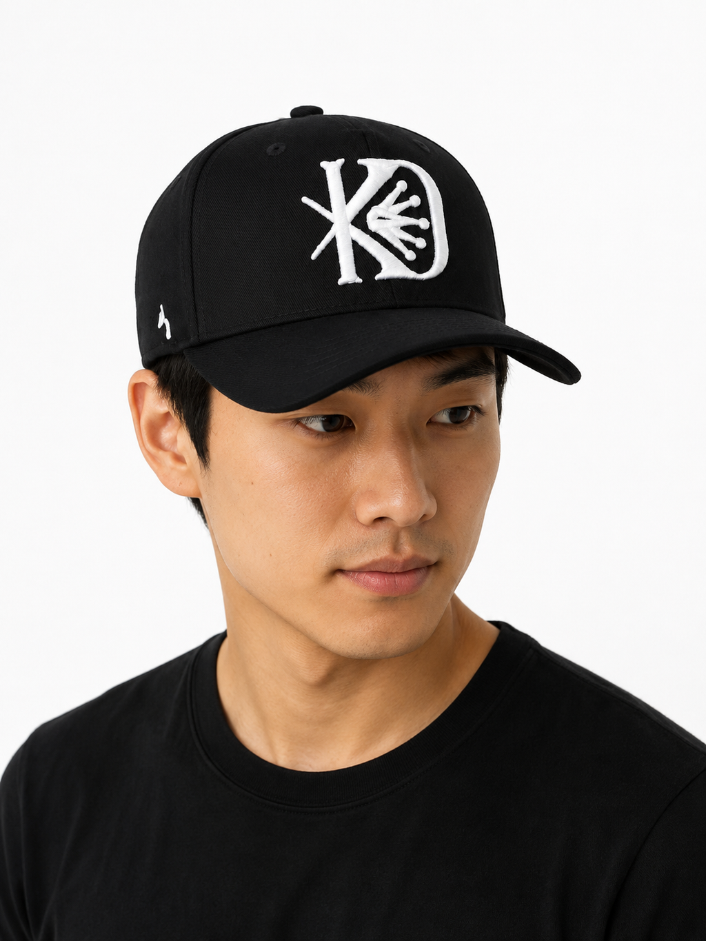 KEDU HAT CLASSIC. BLACK AND WHITE. 3/3.