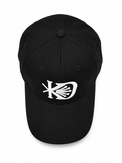 KEDU HAT CLASSIC. BLACK AND WHITE. 3/3.