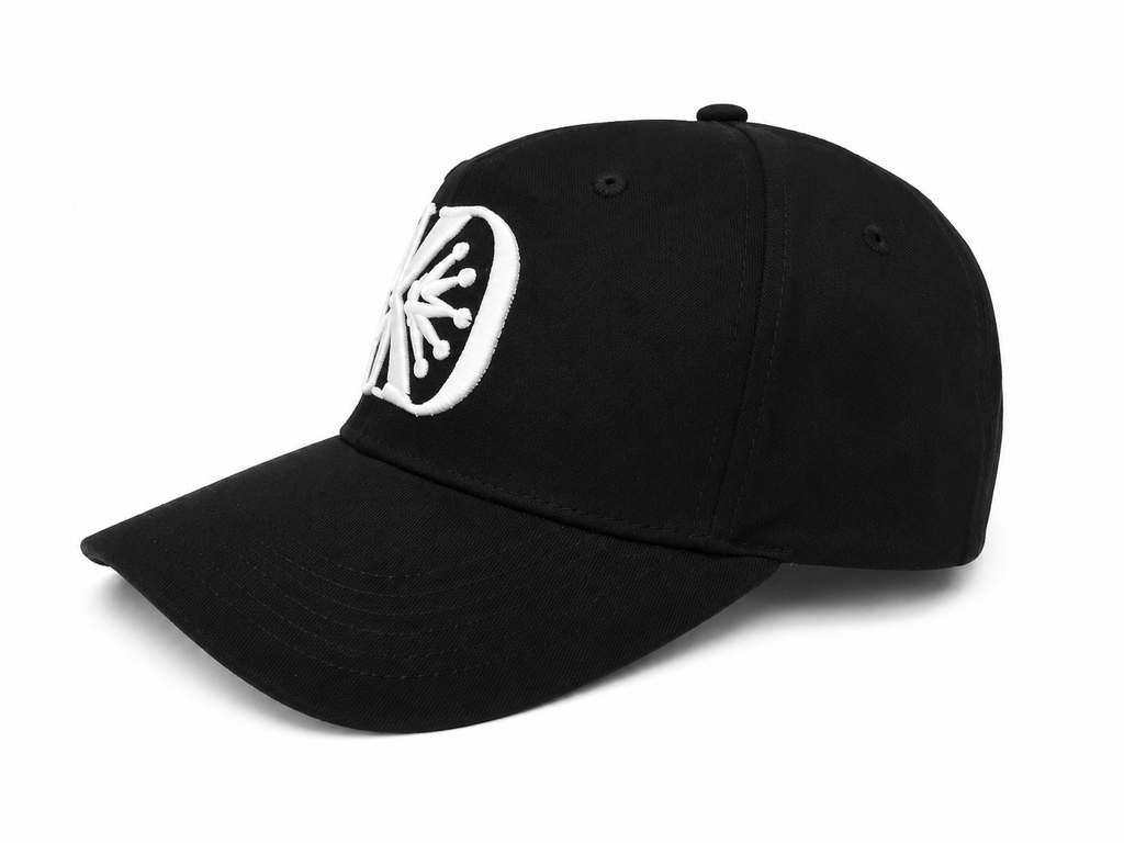 KEDU HAT CLASSIC. BLACK AND WHITE. 3/3.